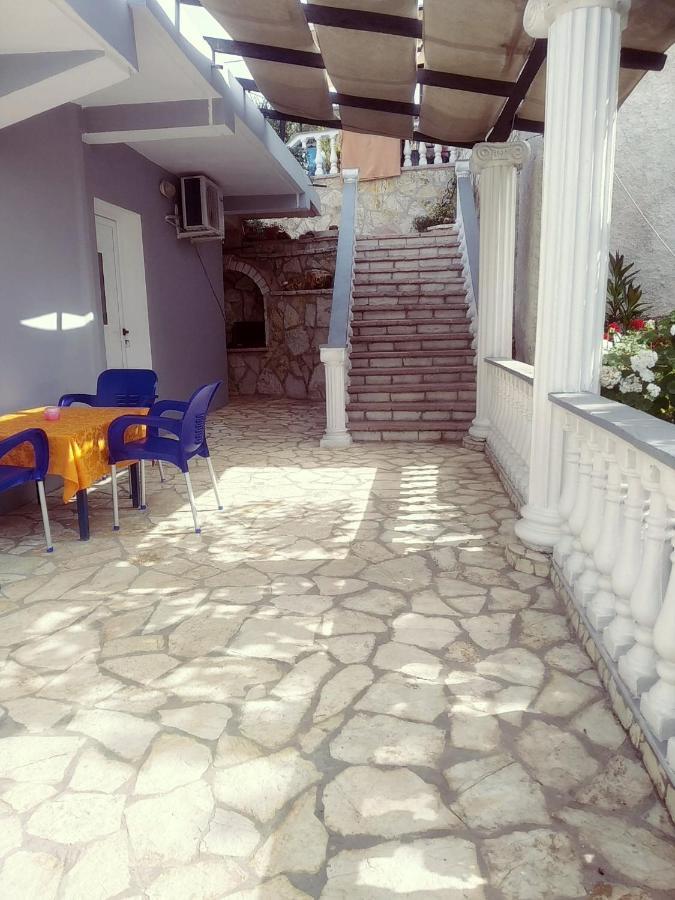 Amantia Apartments Sarandë Eksteriør bilde