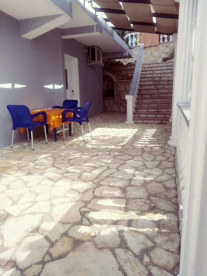 Amantia Apartments Sarandë Eksteriør bilde